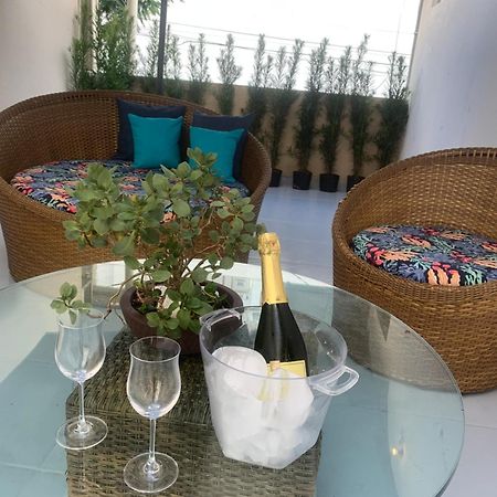 Flat Encantador 300M Da Praia E Roda Gigante 2 Andar Balneário Camboriú Kültér fotó